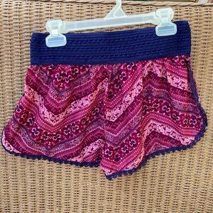 No Boundaries shorts